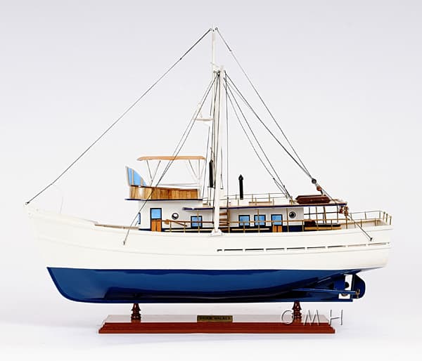 Wooden Model Boat Dickie Walker
